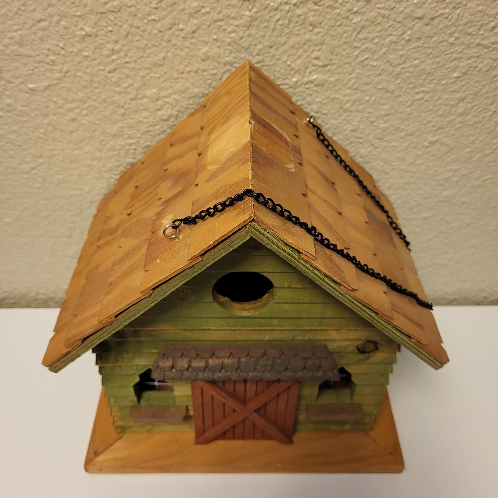 Bird House With Removable Steeple - Picture 12 of 13